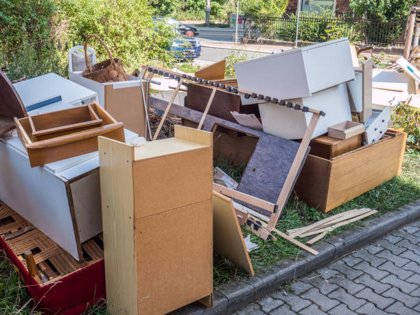 Best Junk Hauling Services  in Yreka, CA